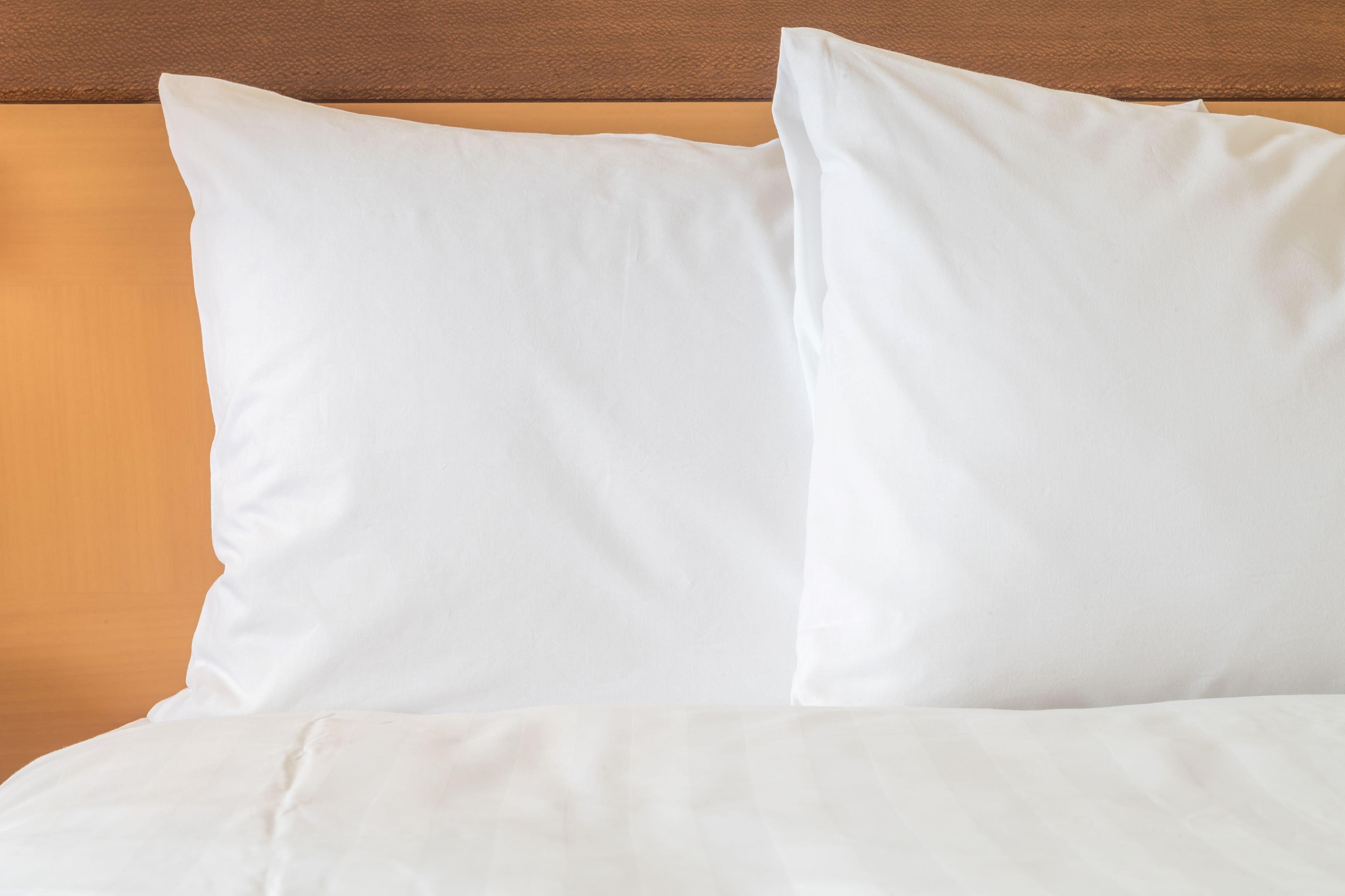 Holiday Inn Express Уэйкросс Экстерьер фото