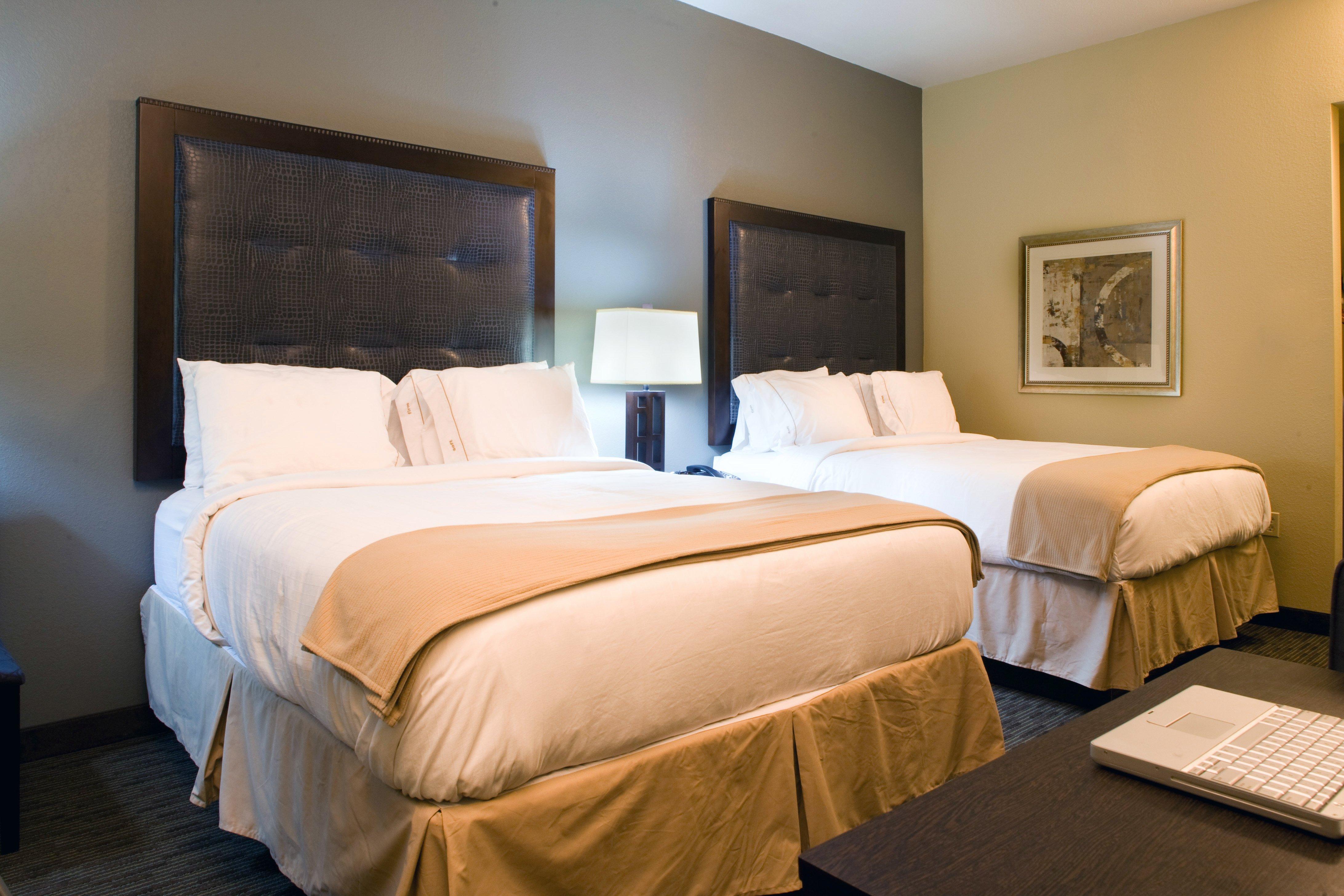 Holiday Inn Express Уэйкросс Номер фото